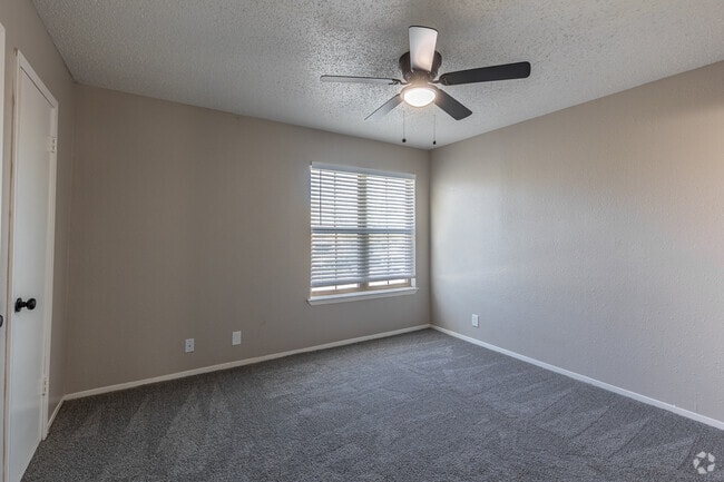 2BR, 2.5BA - 1,094SF - Bedroom