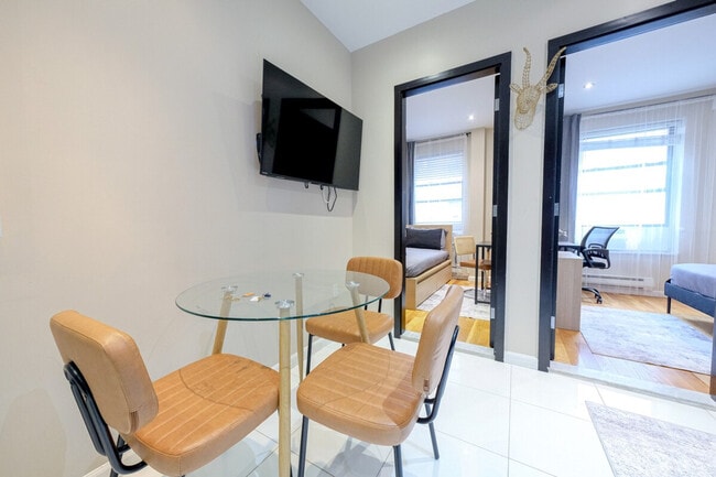 Photo - 5 W 101st St Unidad SI ID1032018P