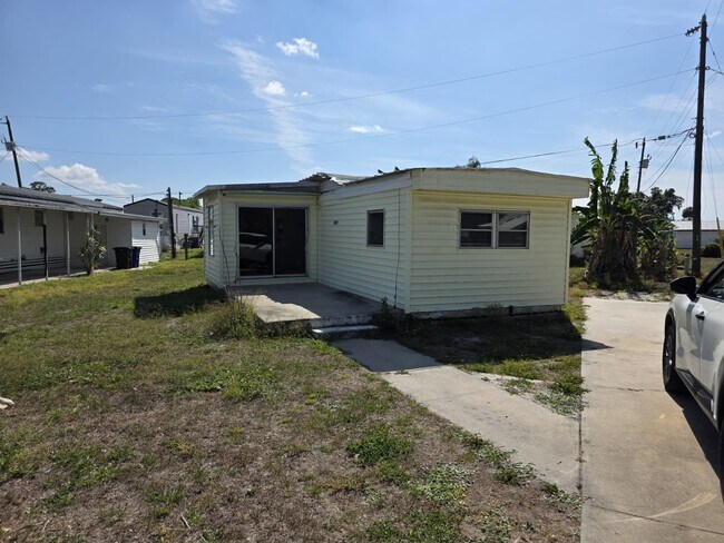 Photo - 2127 Twin Brooks Rd