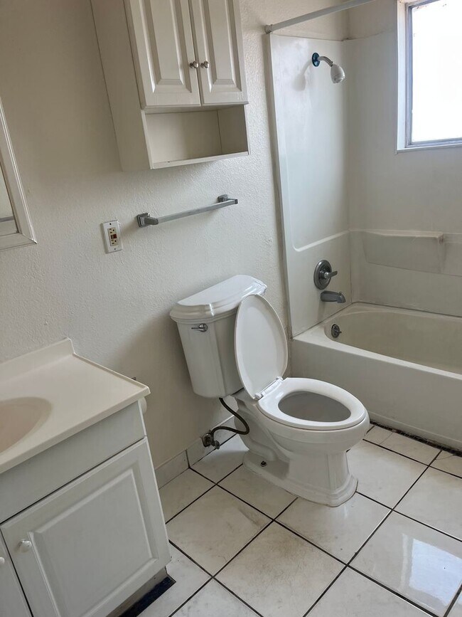 Photo - 2710 Eldora Cir Unit D