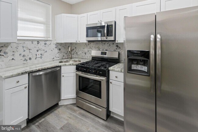 Photo - 2336 Pierce St