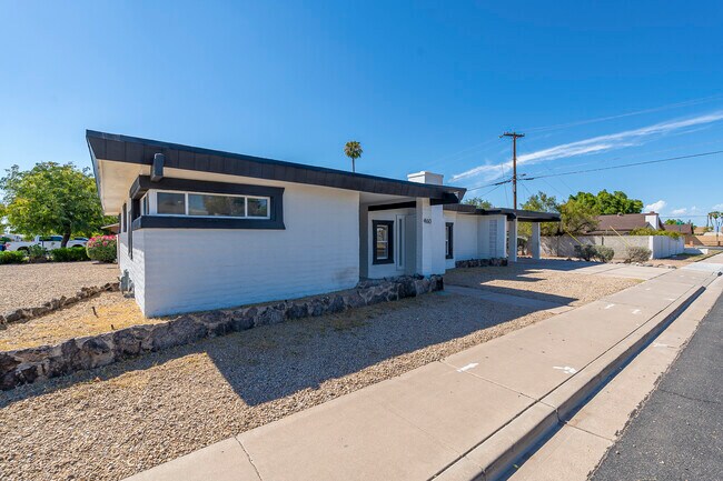 Photo - 460 N Longmore