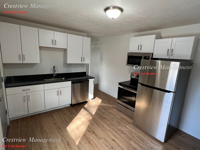 Photo - Lambourne Duplex Unit B