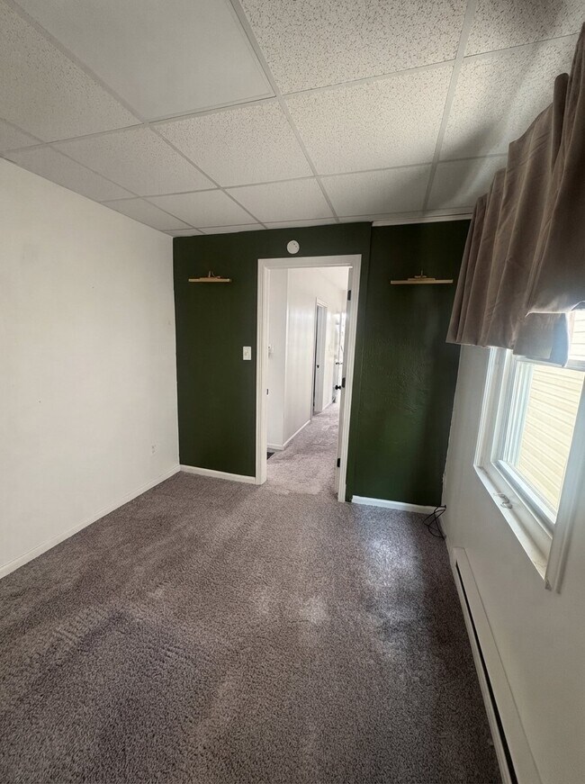 Photo - 305 Paur St