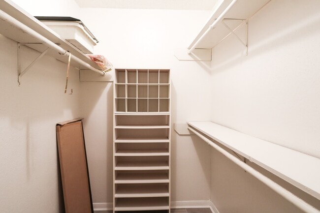 Photo - 2750 Holly Hall St Unidad 303