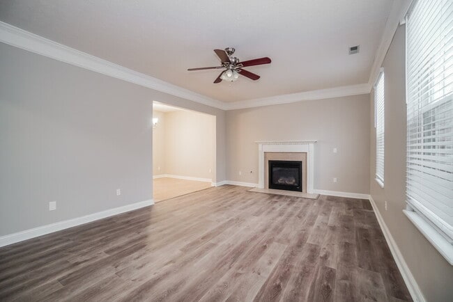 Photo - 5932 Ruihley Way