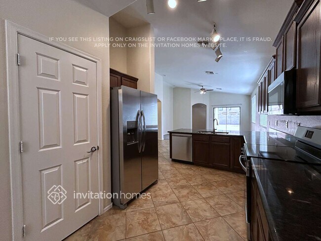 Photo - 10235 W Hilton Ave