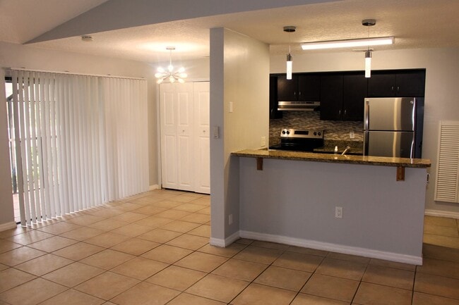 Photo - Lovely Condo for rent