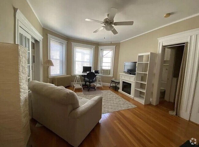 Building Photo - 74 Fenway Unit 55 Rental
