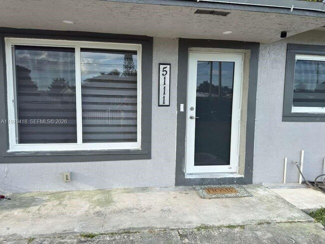 Photo - 5111 NW 178th Terrace Unidad 1