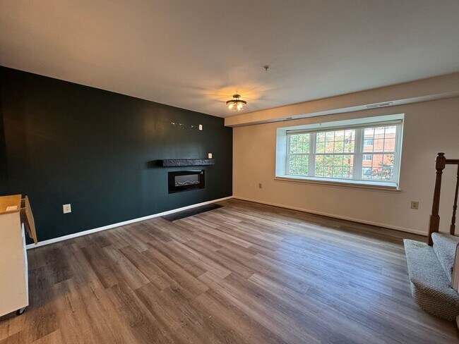 Photo - Bright and Cozy 1 Bed 1 Bath Condo In Beau...