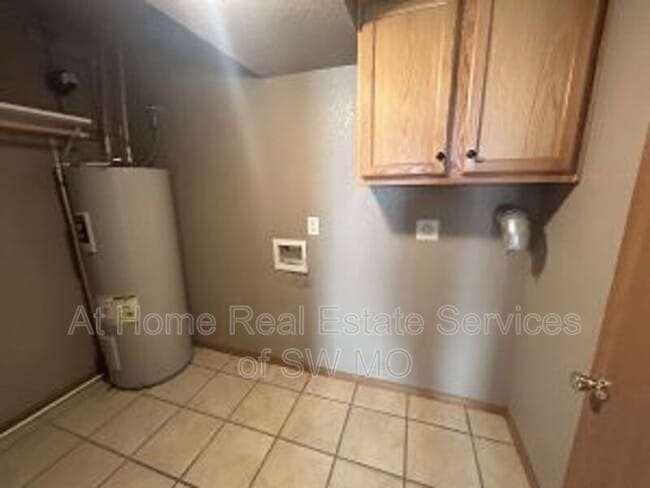 Photo - 631 Meadowview Dr