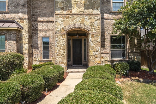 Photo - 1604 Woodrose Ct