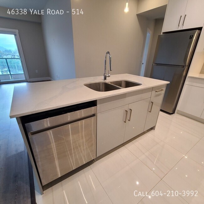 Photo - Large 2 Bedroom with 2 Dens! Unit 514