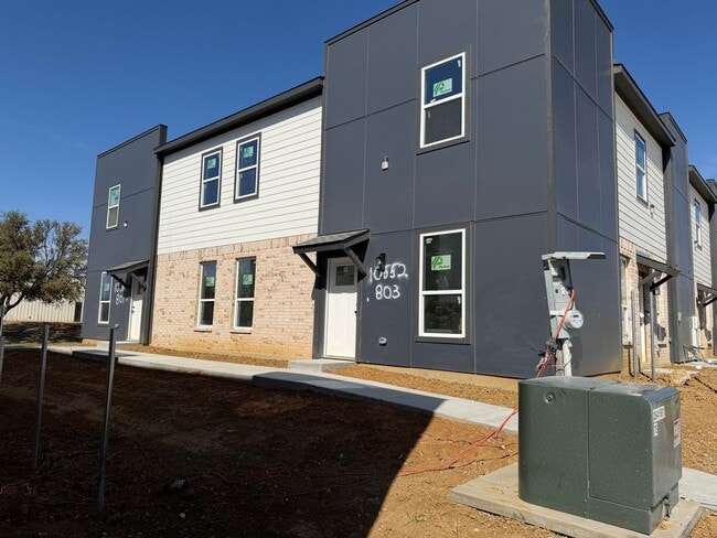 Photo - Yasmin Court Townhomes Unit 10548-704