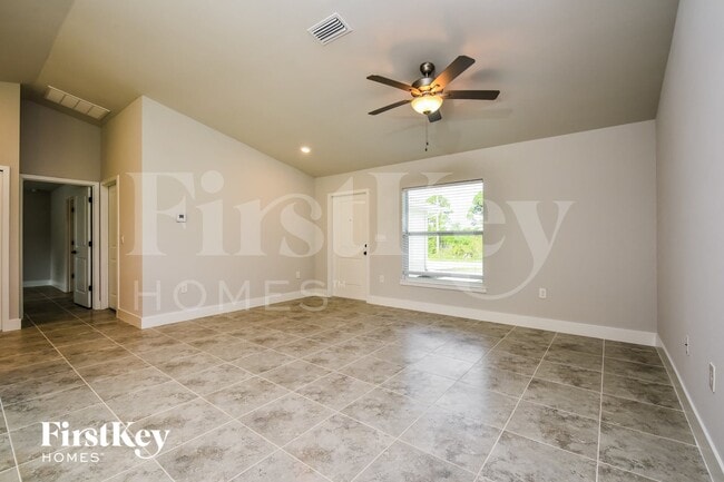 Photo - 1603 Hanna Ave S