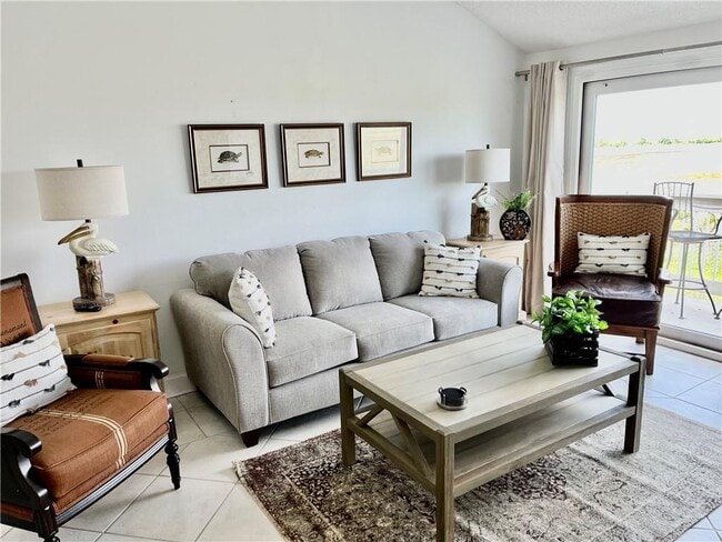 Photo - 372 Moss Oak Cir