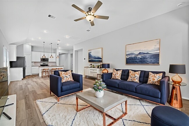 Building Photo - 8915 Field Daisy Ct