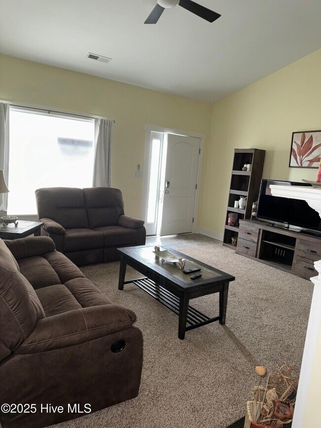 Photo - 2132 Remington Ct