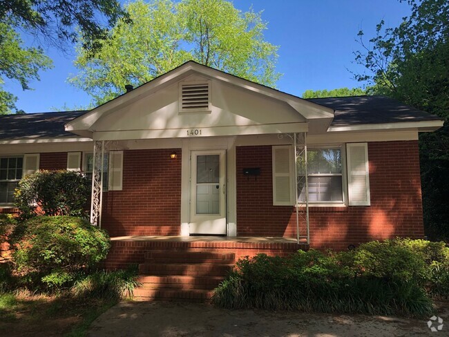 Building Photo - Byerly & Paddock Duplex Unit 1401 Byerly Court Rental