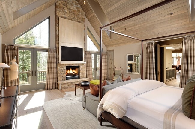 Photo - 1240 Riverside Dr