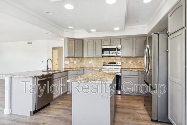 Photo - 20875 E 49th Ave