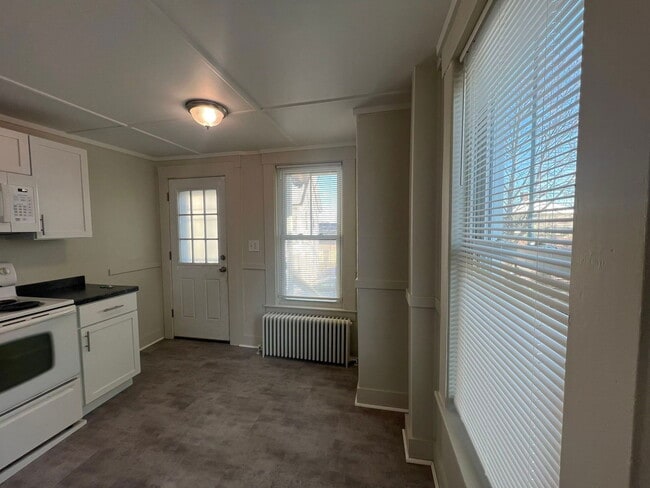 Photo - 86-88 N State St Unit A