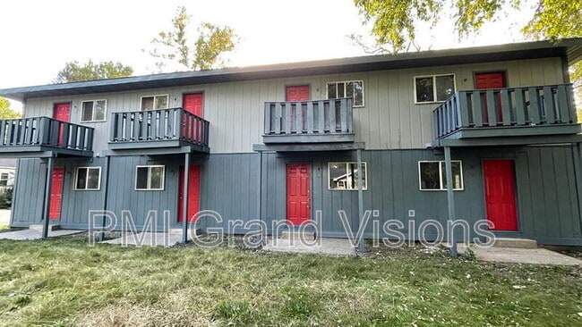Building Photo - 1343 N Gulick Ave Unit Apt 10