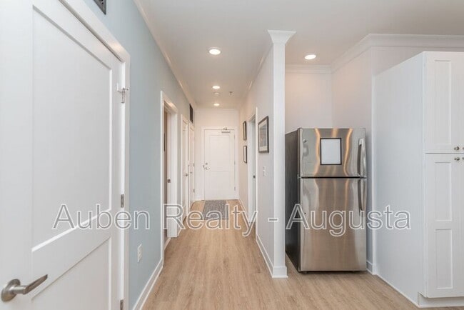 Photo - 111 Railroad Ave