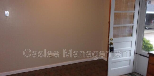 Photo - 460 Laurel Dr