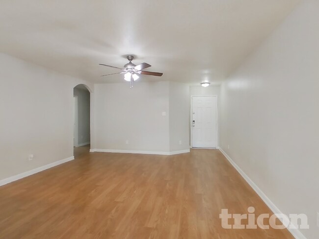 Photo - 6930 Waterlilly View Ln