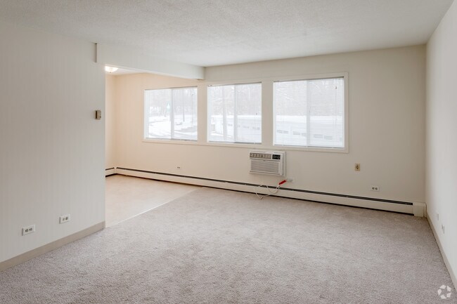 Photo - East River Plaza