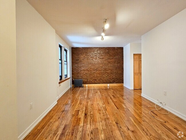 Building Photo - 79 Haven Ave Rental