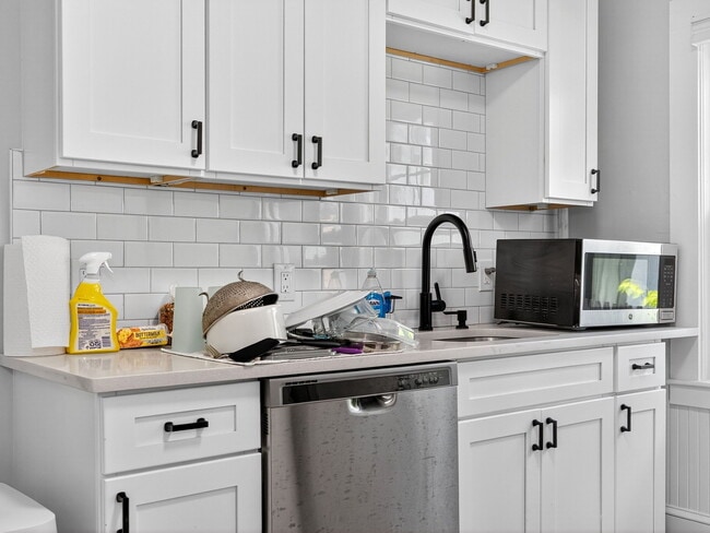 254 Main St Unit 1