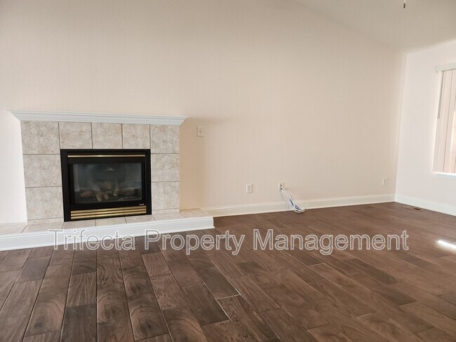 Photo - 347 Buckeye Ave