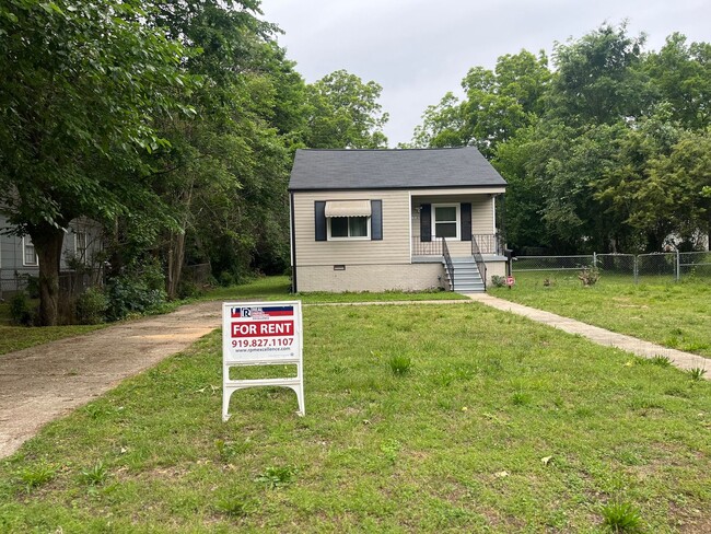 Beautiful Ranch Home In Central Raleigh, A... - Beautiful Ranch Home In Central Raleigh, A...
