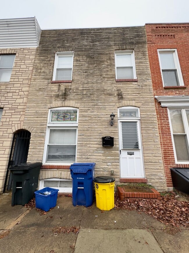 Building Photo - Charming 2 Bedroom/2.5 Bathroom Townhome in Upper Fells Point, MD!