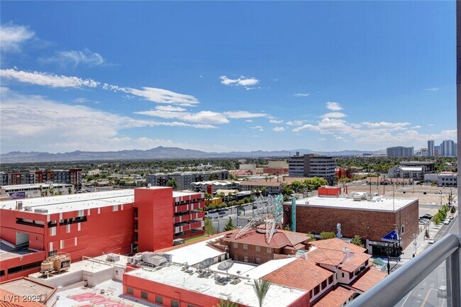 Photo - 150 S Las Vegas Blvd Unidad 1016