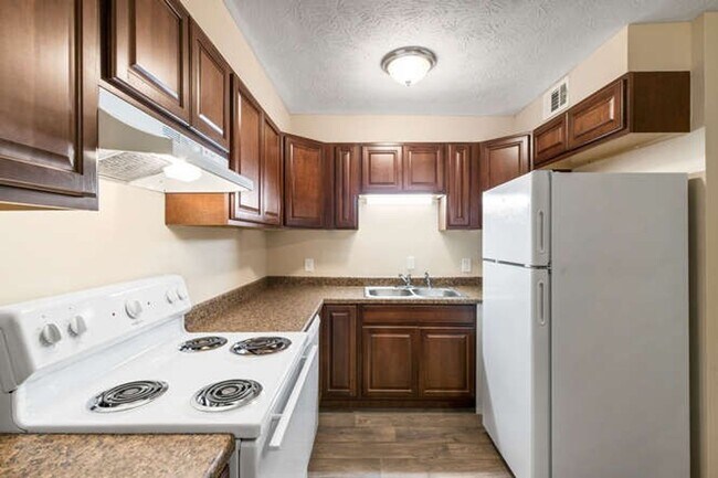 Oxford Village Townhomes