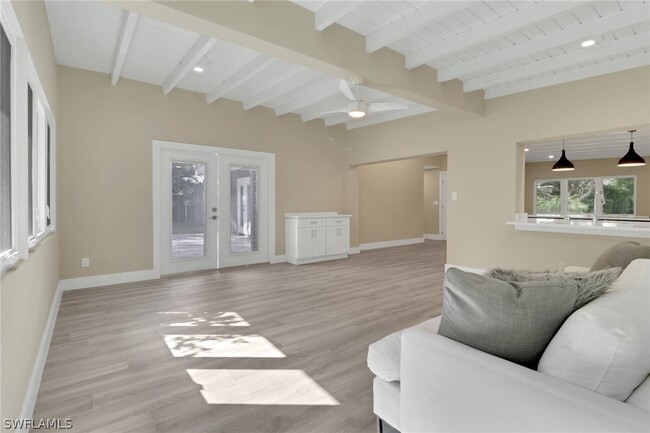 Building Photo - 5150 Sand Dollar Ln