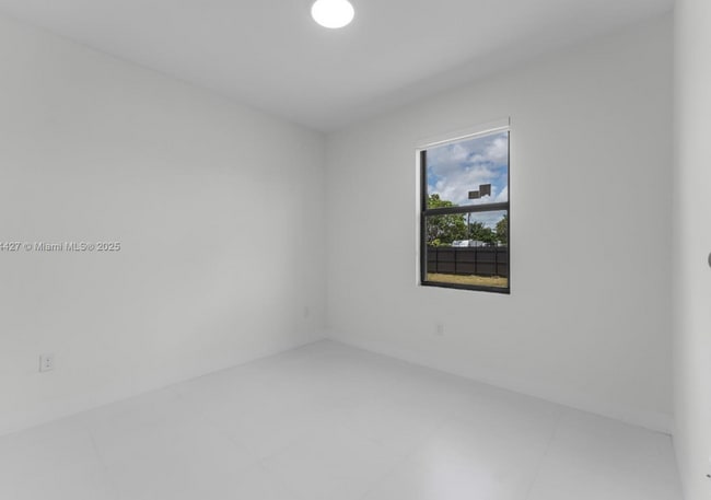 Photo - 32206 SW 196th Ave