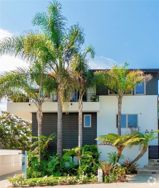 Building Photo - 1542 Manhattan Beach Blvd Rental