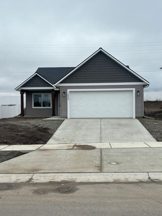 Building Photo - Rancher in Rathdrum (RPM#1)