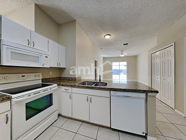 Photo - 523 Beth Ann St