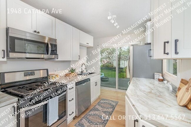 Building Photo - 1948 Catalpa Ave Rental