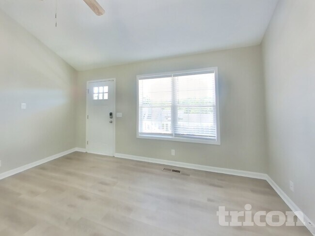 Photo - 122 Jesse Brown Dr