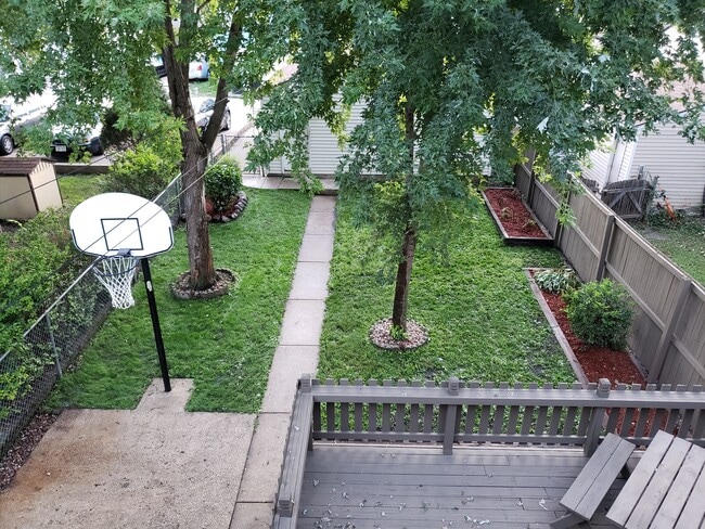 Building Photo - 1751 S 60th St Unit 1753 S 60th St (Upper)