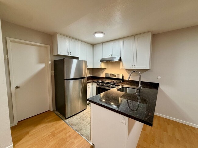 475 Alcatraz Ave