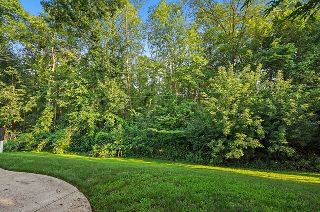 Photo - BEAUTIFUL FARMINGTON HILLS, MI HOME