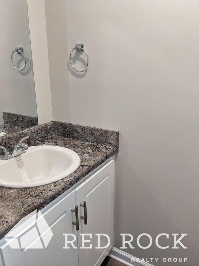 Chanticleer Apartments - Columbus, MS